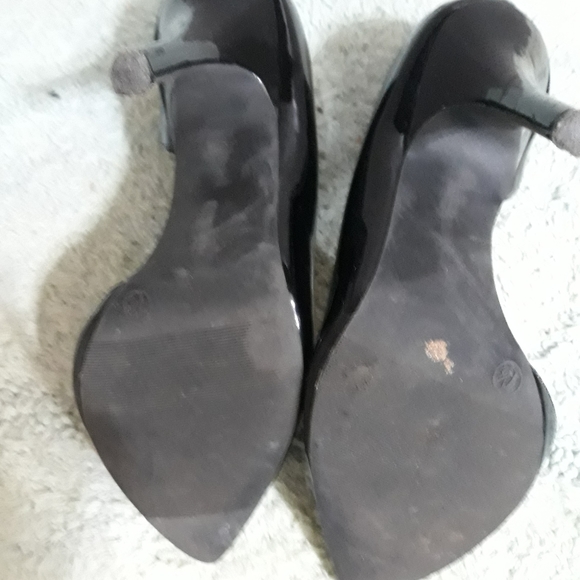 Womens heels - Picture 3 of 4